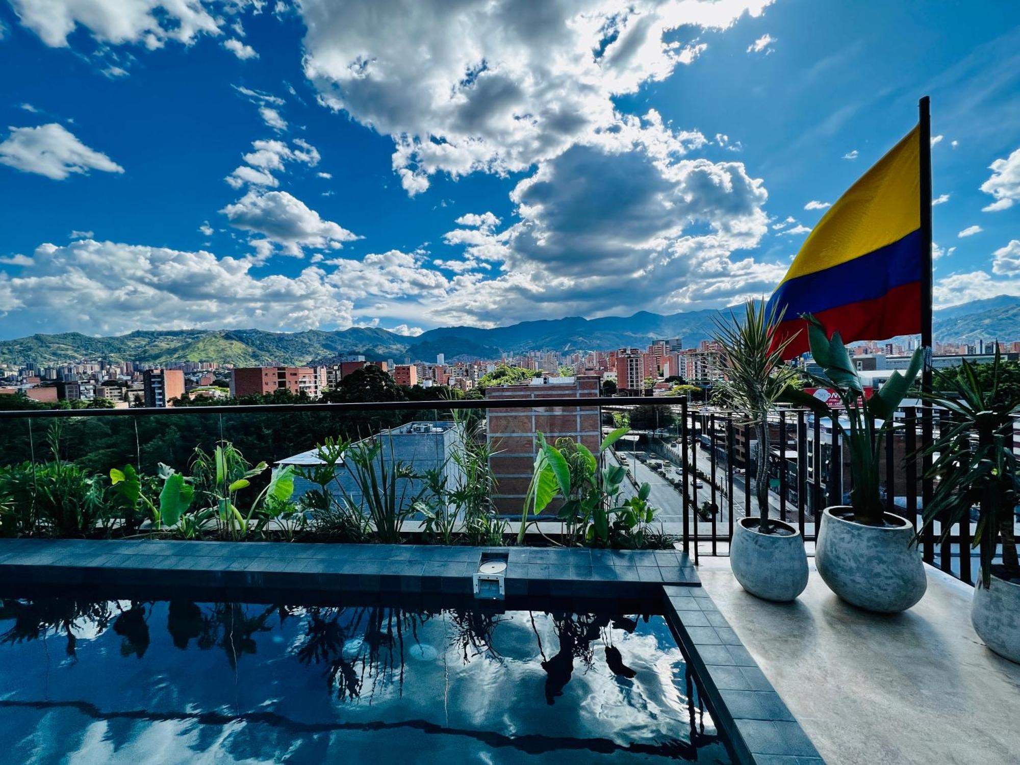Los Patios Cool Living Medellin Exterior photo