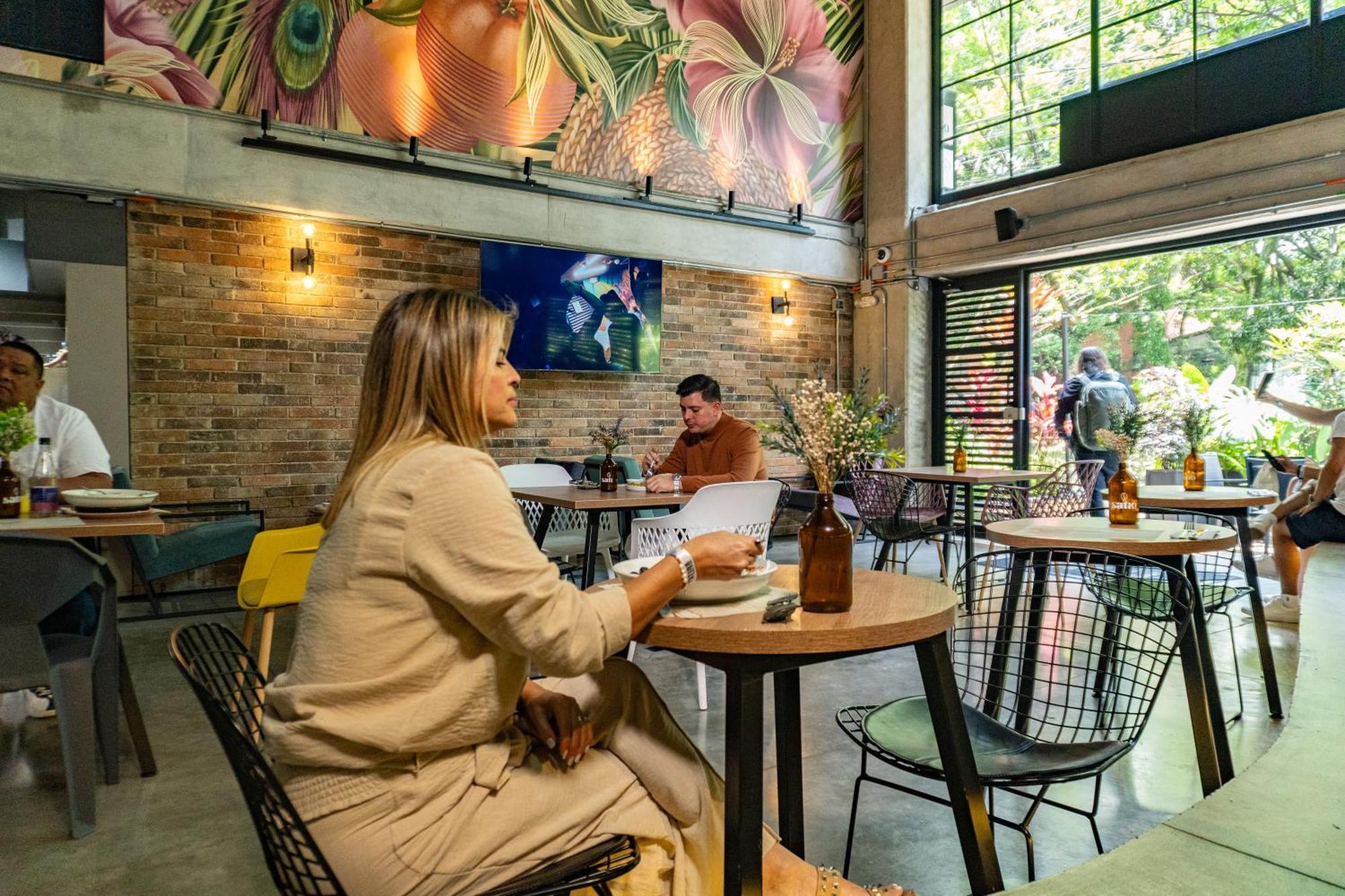 Los Patios Cool Living Medellin Exterior photo